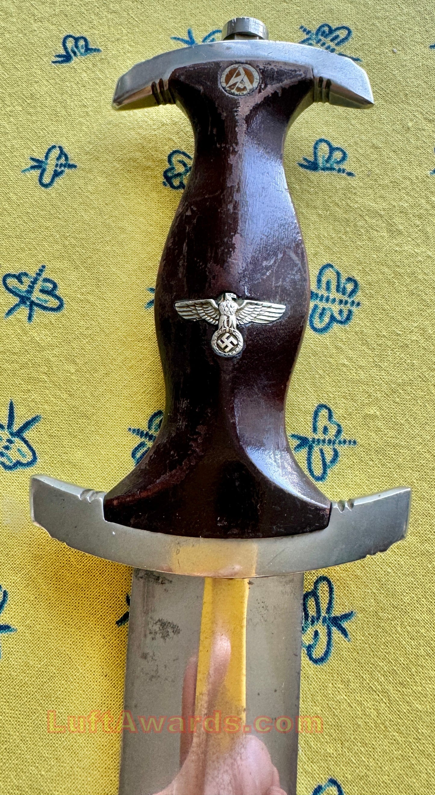 A Röhm Partial Signature SA Dagger Aesculap