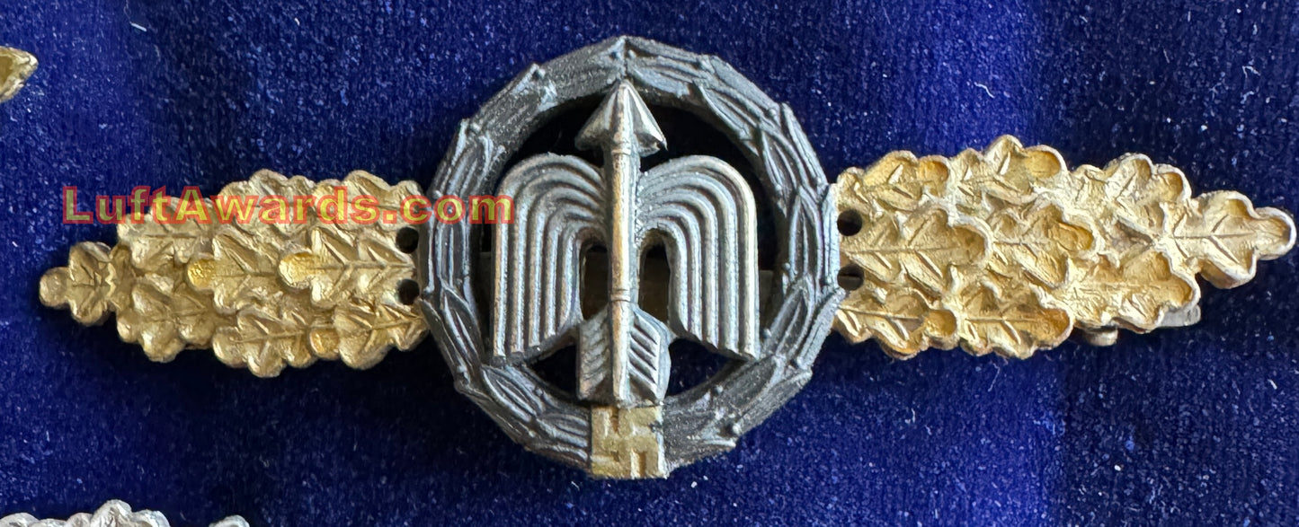 A NJG Nachtjagd Clasps Entire Set