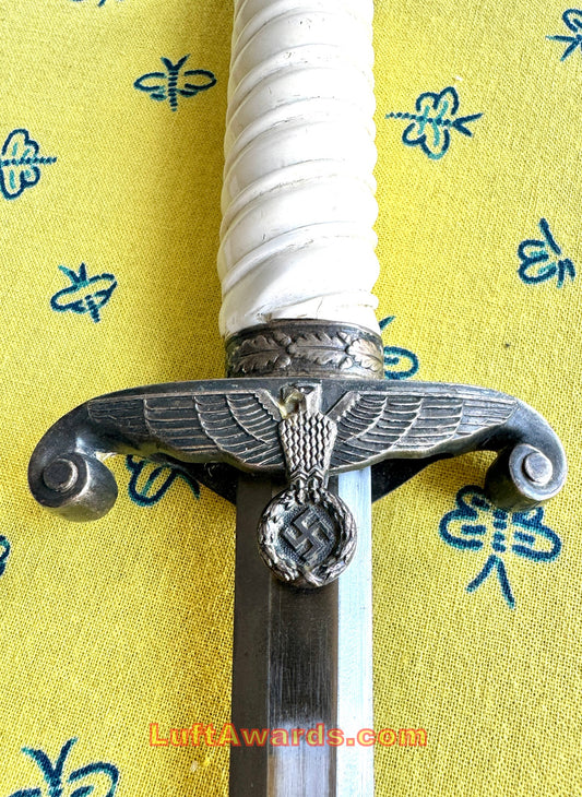 Armee Dagger Siegfried