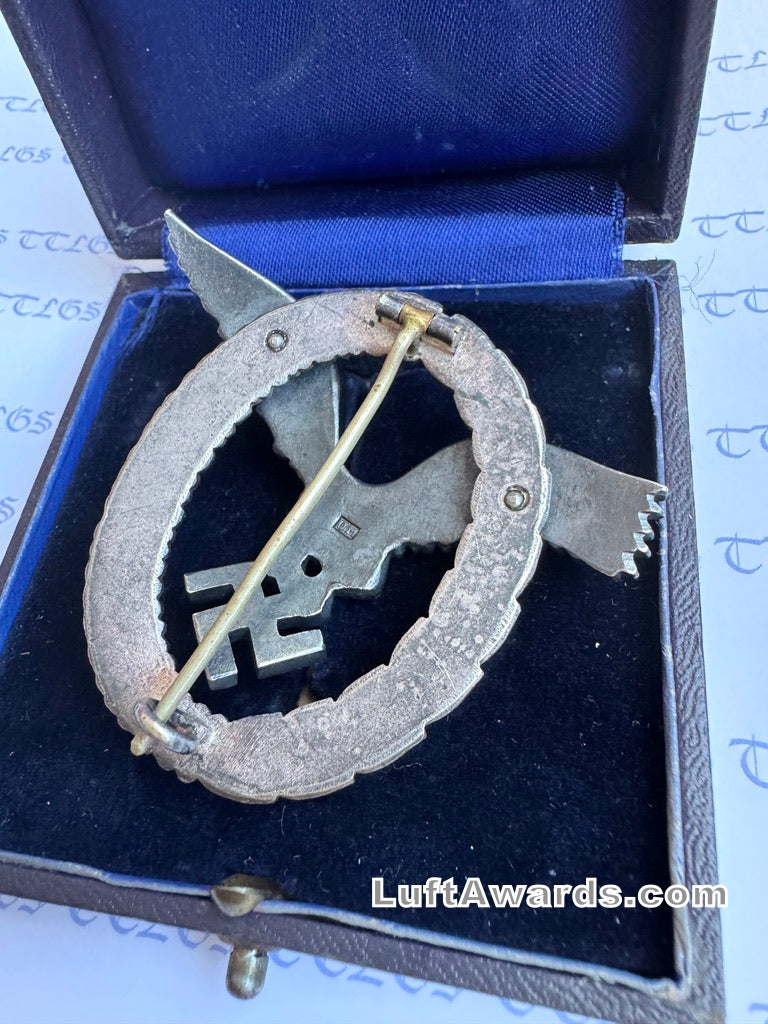 Luftwaffe CASED OM Pilot Flugzeugführer Badge Abzeichen