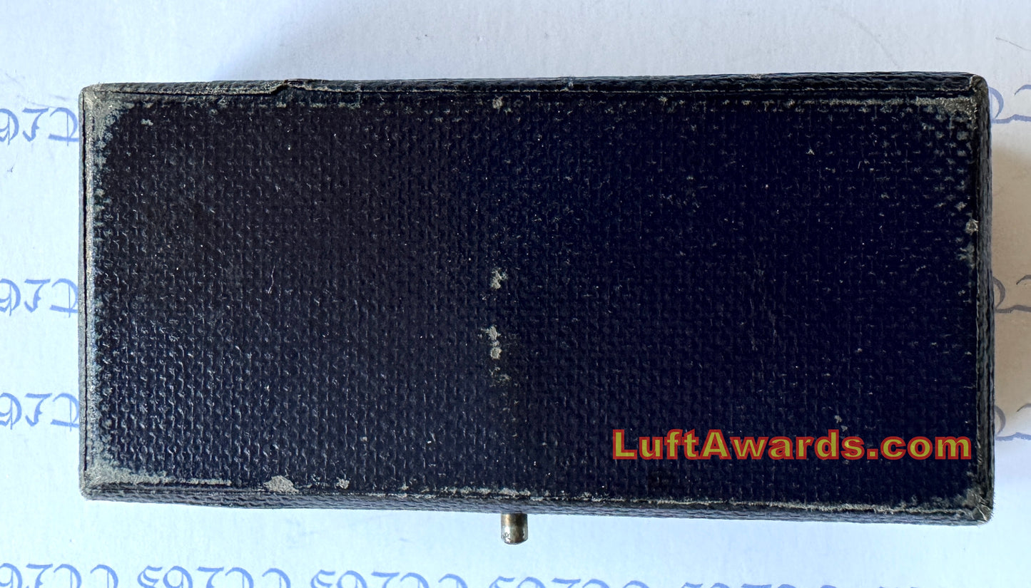 Luftwaffe Silver Bomber Clasp L/57 Boerger & Co Cased