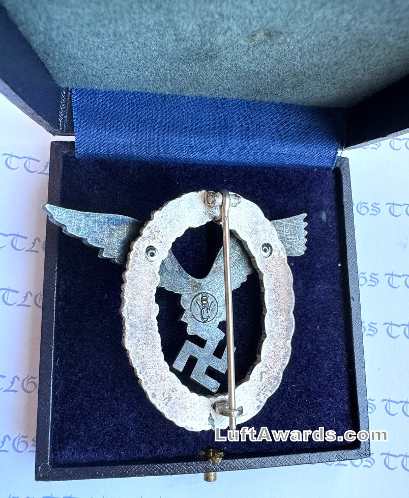 Pilot Badge Rare  RC over GWL Mint